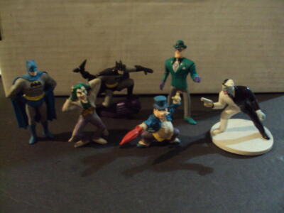 6 Assorted Batman Action Figures Joker,Riddler,Penguin,Two Face, 2 Bats ID:91605