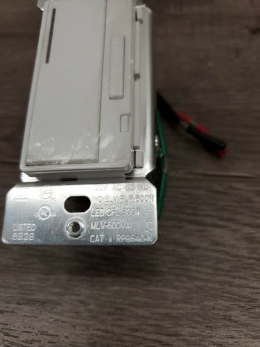 Cooper Eaton 600W RF Smart Dimmer ZWave Compatible Master Switch RF9540N, 3 Way - Picture 3 of 4