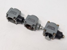 Lot of 3 Allen-Bradley 40146-017-63 Limit Switch Operator Operating Heads