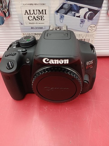 CANON DS126431 EOS X7I camera
