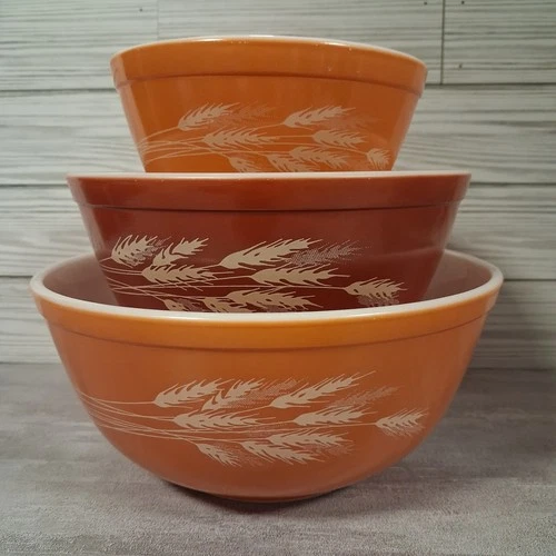 Vintage Pyrex Autumn Harvest Wheat Nesting Mixing Bowls Set of 3 #401, 402, 403