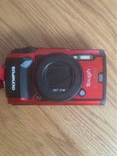 Olympus Tough TG-5 with extra battery