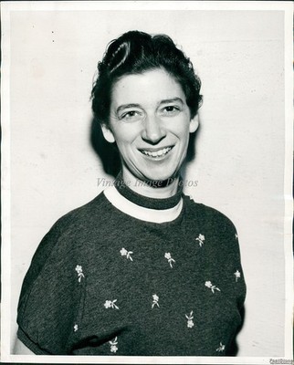 1955 Leslie Andrews Mrs John Gilbert And Sullivan Society Mgr Theater Photo 8x10