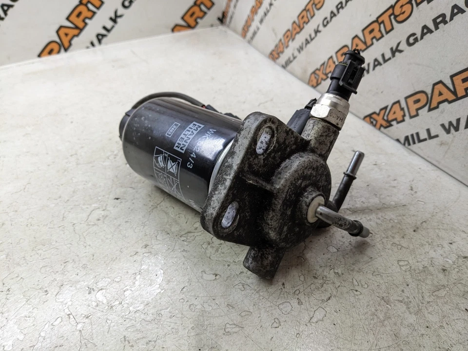 Hyundai Santa Fe MK2 2012 2,2 CRDI carcasa de filtro de combustible DHF2400010 Foto 4 de 4