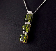 Anhänger Silber 925 grün Zirkonia massiv - attraktiv & modern 