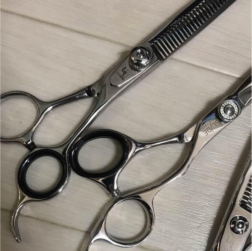 Forbici Utsumi Forbici Mizutani Scivolo Taglio Smussato Diradamento Set 6pz Destro - Foto 2 di 4