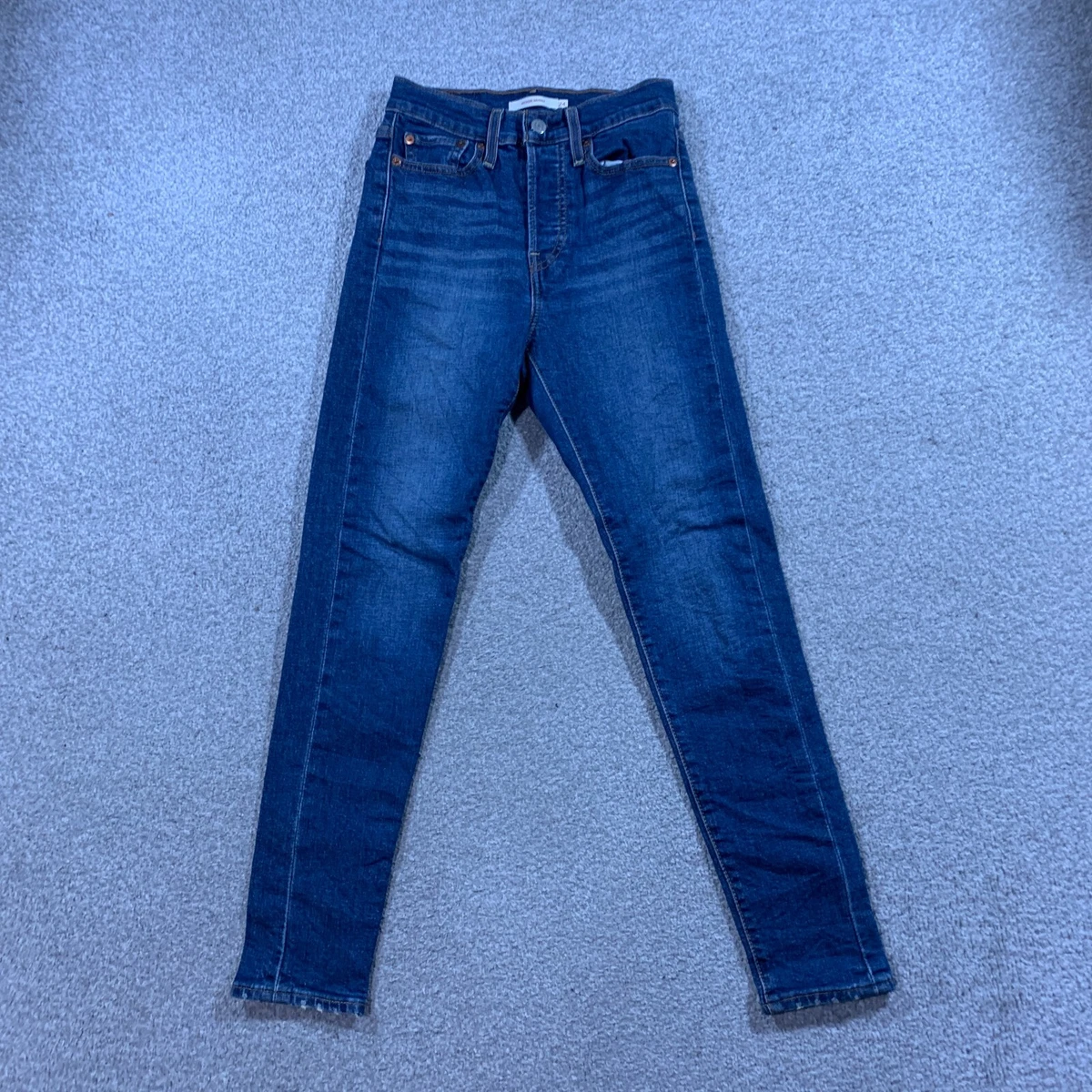 Levi's wedgie slim clearance fit