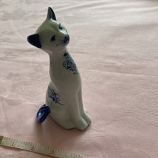 Blue and White china cat, sitting, pottery, ceramic