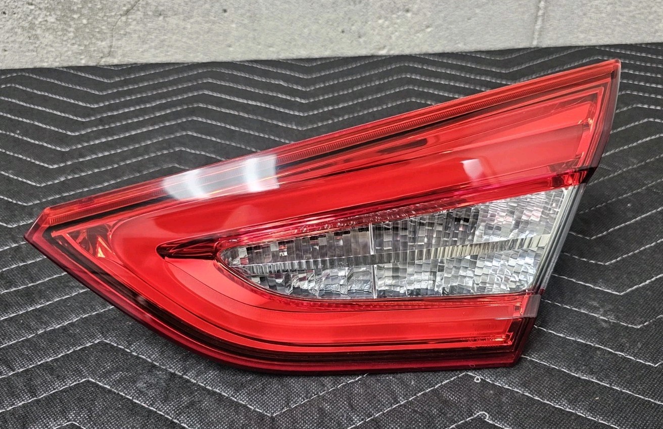 Maserati Quattroporte 2014-2020 Right Inner Tail light