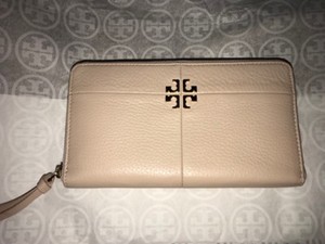 tory burch ivy
