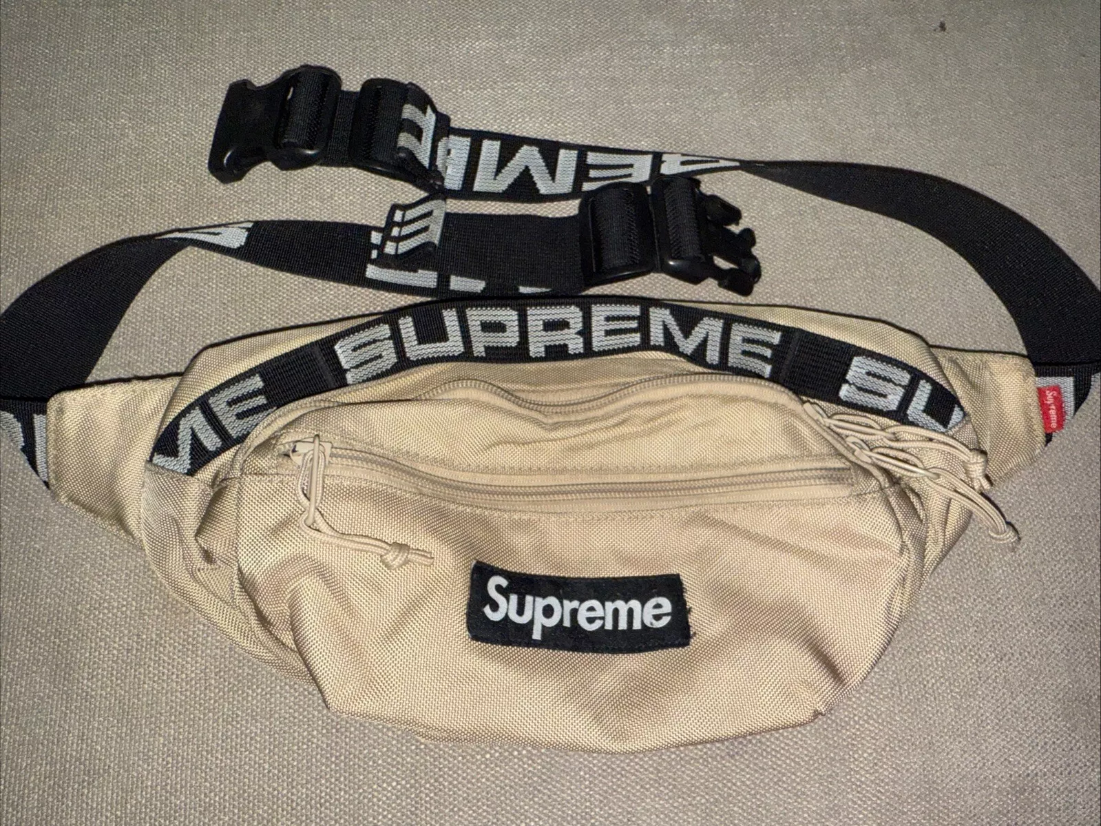 Sac taille Supreme SS18 beige
