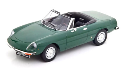 1/18 Alfa Romeo Duetto 2000 Spider 1978 Green Diecast Model Car by