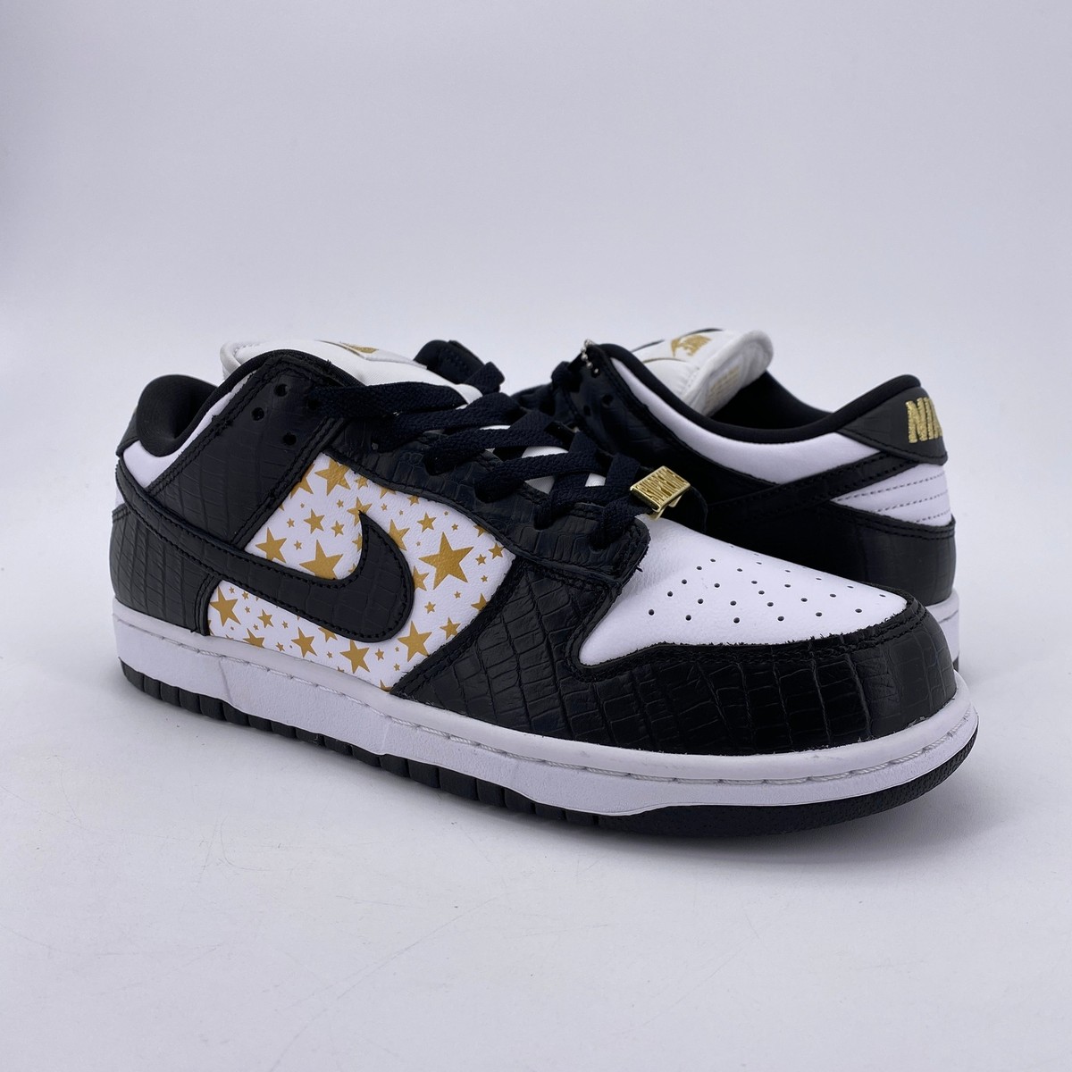 Size 8.5 - Nike SB Dunk Low Supreme Stars Black 2021 for