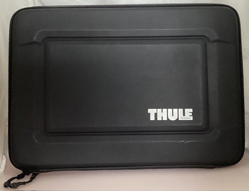 Thule Gauntlet 3.0 Laptophülle für 15" Apple MacBook Pro schwarz Polyurethan
