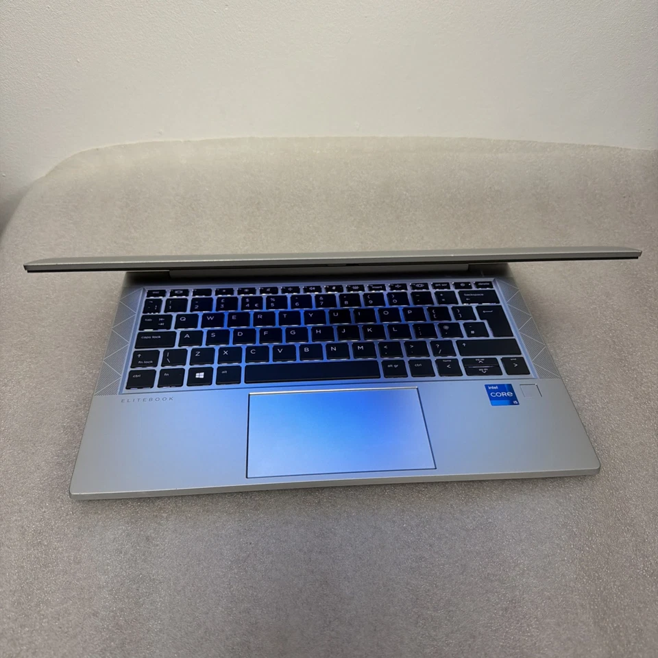 HP EliteBook 830 G8 · i5-1135G7 · 16GB · 512GB, photo 3 of 5