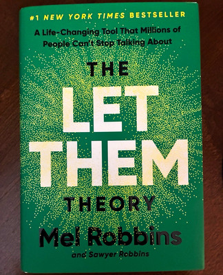 Mel Robbins & Sawyer Robbins The Let Them Theory 2024 Hardcover Hay House