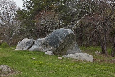 Photo:Brewster Massachusetts Cape Cod 2019 Drummer Boy Park Rock Formation