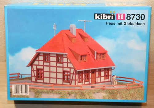 1x Kibri, 8730, casa con techo a dos aguas, kit, embalaje original, H0, 1:87, NUEVO | Condition: Neu