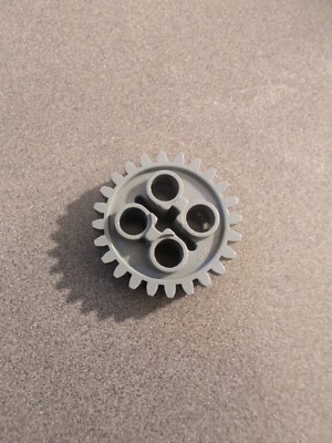 Lego Technic Gear 24 Tooth (3648/24505) Light Bluish Gray