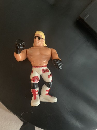 WWF Hasbro Action Figure HEARTBREAK KID SHAWN MICH...