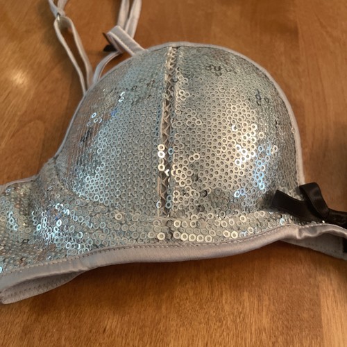 Victoria’s Secret Sexy Little Things Silver Sequence Bra 32C EUC - Picture 5 of 9