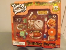 Teeny Tinies Holiday Party Mini Play Set 20 Pieces NEW