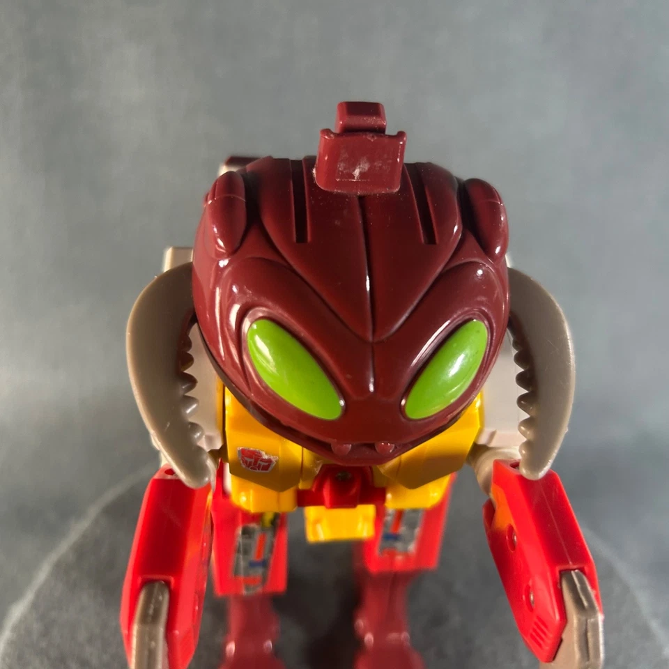 Transformers G1 Repugnus Action Figure 1987 Hasbro TAKARA Vintage Read - Image 2 of 4