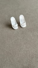 TRÈS RARE PAIRE DE CHAUSSURES ESCARPINS BLANCS POUR POUPÉE SOPHIE DE PEYNET