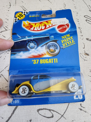 Hot Wheels '37 Bugatti New paint style #28 1990 Blue/Gray/Yellow