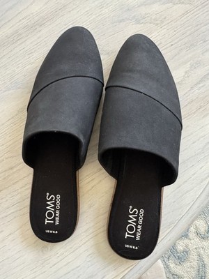 TOMS Black Solid Closed Toe Slip-On Flats Rubber Outsole - Women's Size 8.5