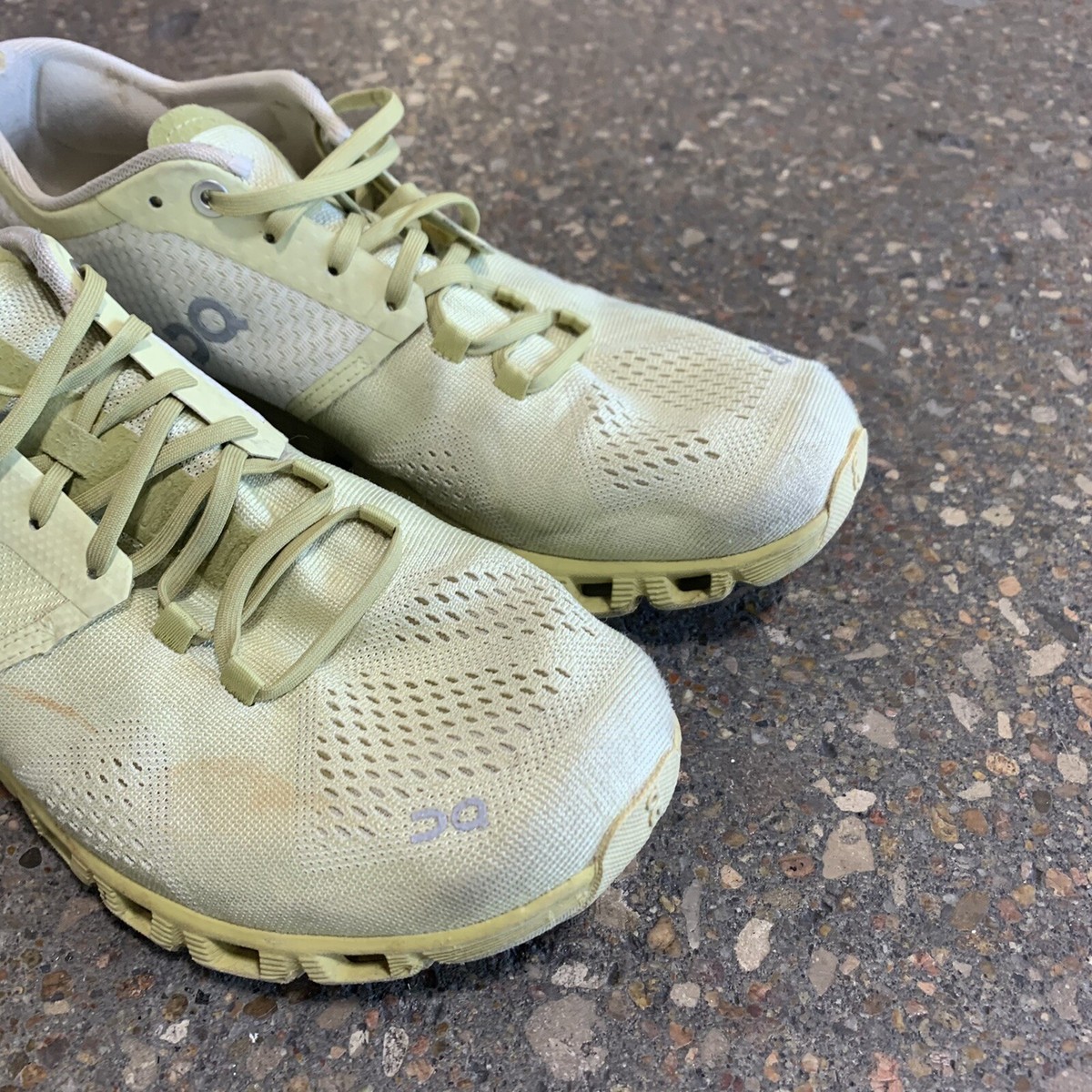 On Cloud Running Helion CloudTec Women
