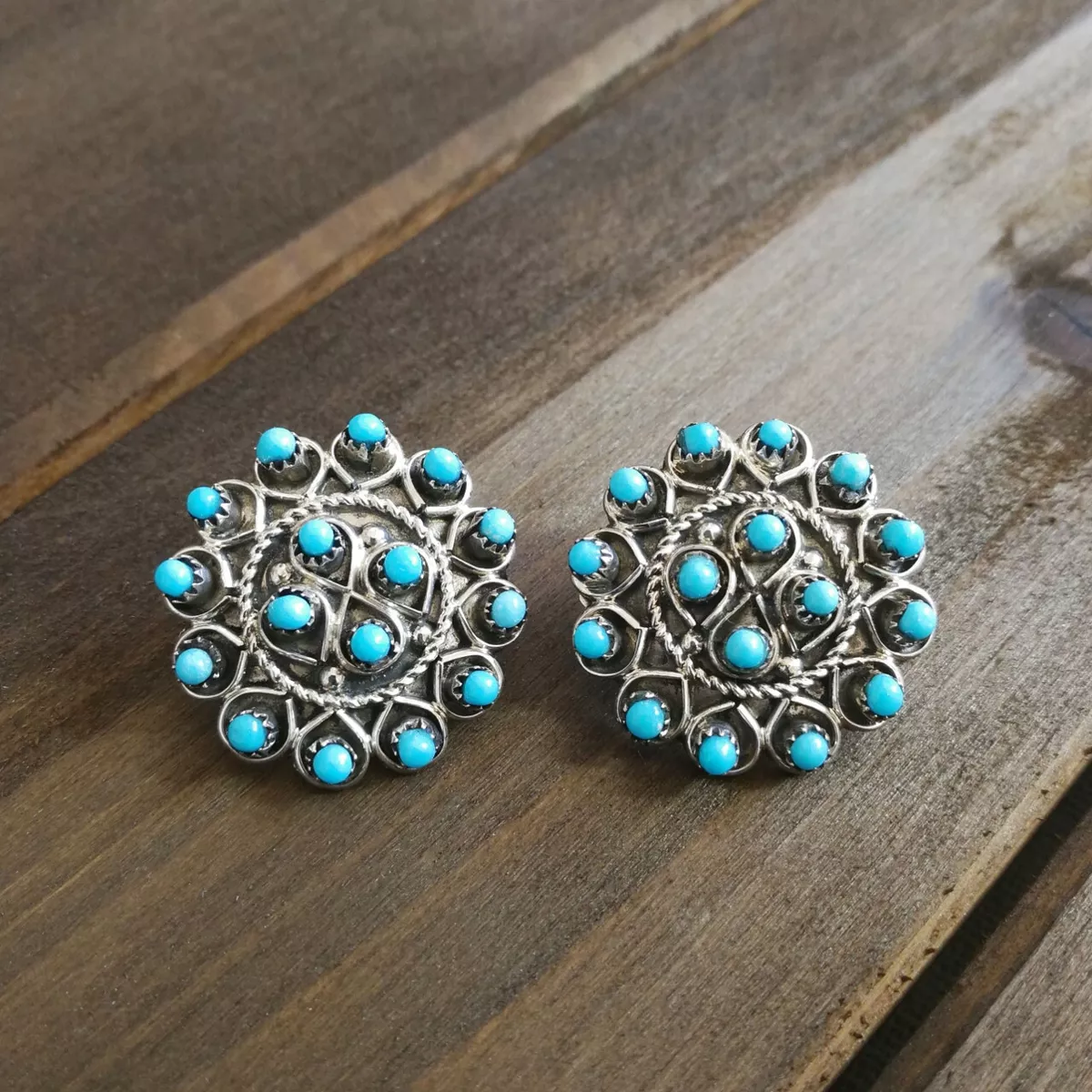 Zuni petit shop point earrings