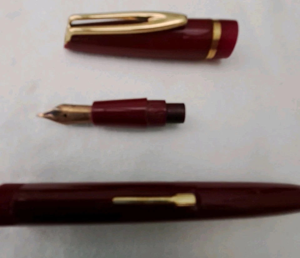 Vintage Watermans L2 Fountain Pen in Burgundy 14ct nib - Image 3 of 4