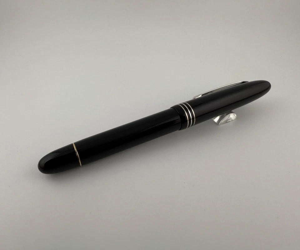 Pluma Estilográfica Vintage Omas MOMA Resina Negra Oro 18K Nuevo en Caja Foto 4 de 4