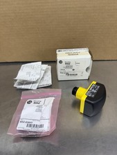 Allen Bradley 800Z-GF3 Zero Force Electronic Palm Touch Button New