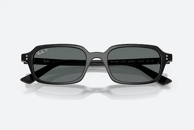 Lunettes de soleil carrées Ray-Ban ZURI RB4455F 6677/81 noir gris foncé authe... - Photo 1/4