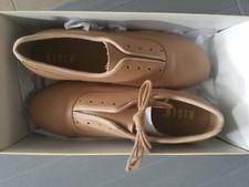 Womens Bloch Tan Tap Shoes Size 9 1/2 Selling For 95.00. Brand New In Box