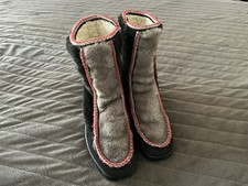 Snowland Vintage Size 7 Grey Faux Fur Boots Snow Boot Winter Boot Women's Zip