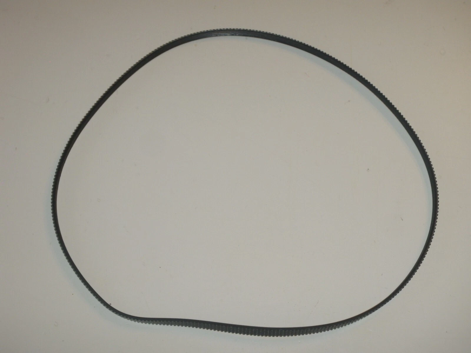 Grooved Pulley Belt for West Bend Bread Maker Model 41067 only