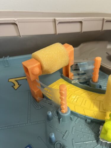 Matchbox Hot Wheels Playset 4Level Parking Garage Car Wash Elevator Toy 1990's - Picture 6 of 7