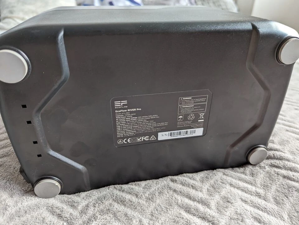 EcoFlow RIVER Pro 720Wh 600w (1200w surge)  Portable Power Station - Image 3 of 4