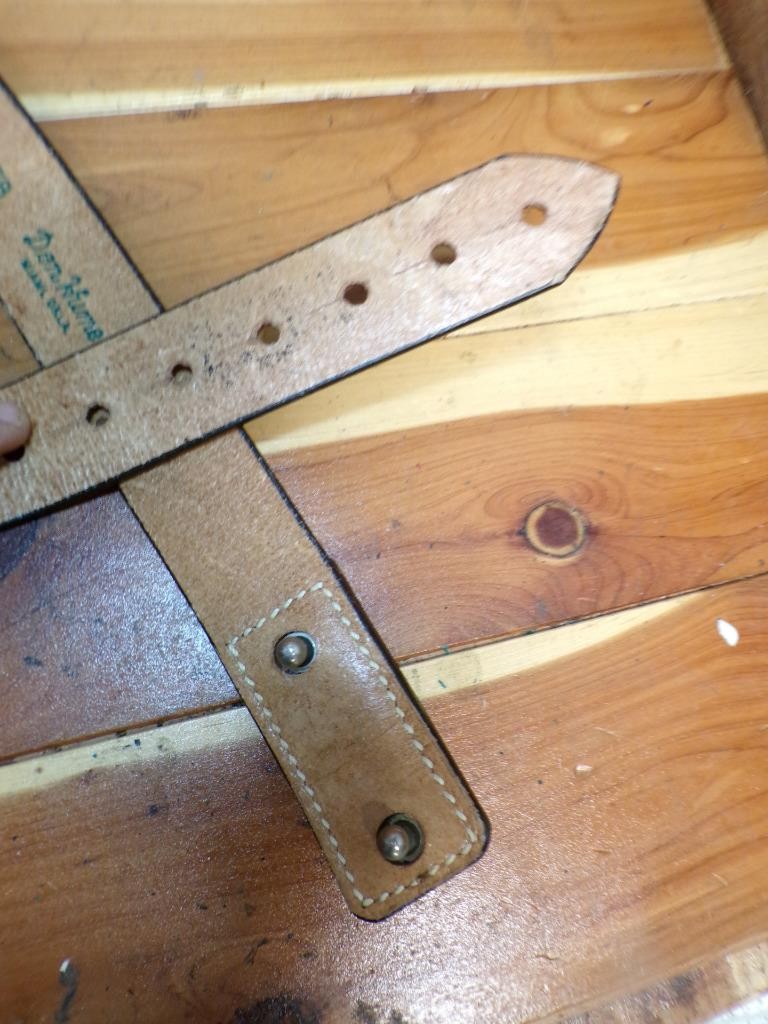 B113 WT 38" HUME Black Leather 1.5" Buckleless Stud Mechanic / Gun Holster Belt