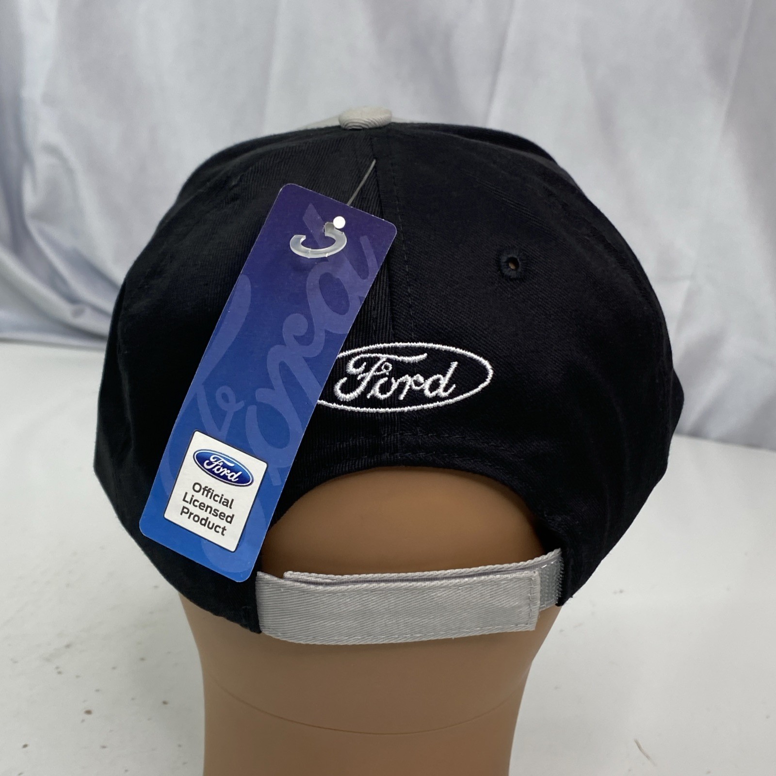 NUOVO cappello berretto Ford Mustang nero e grigio con emblema logo pony nero