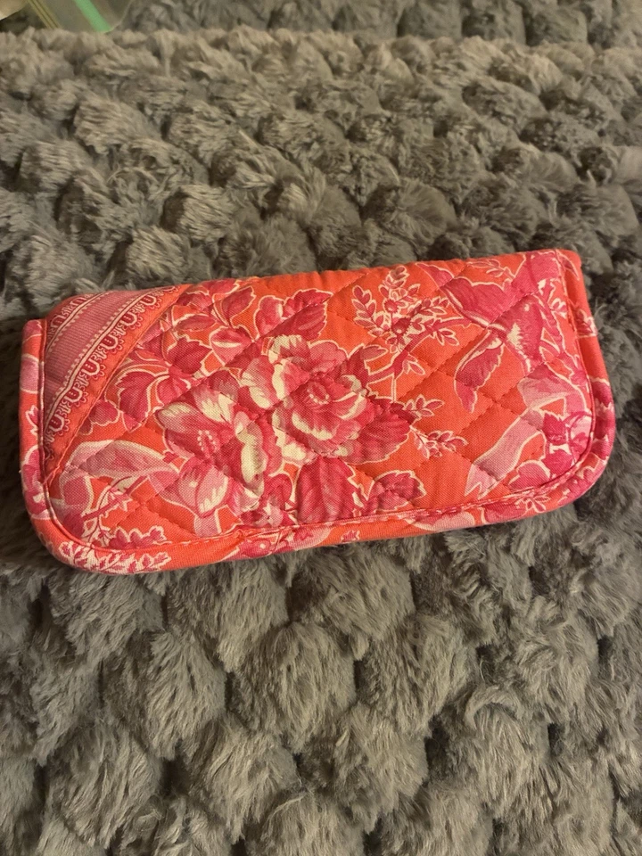 Estuche suave para gafas Vera Bradley Foto 2 de 3