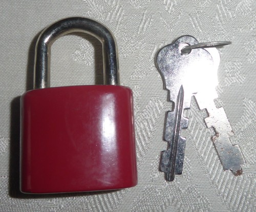 Candado rojo - Imagen 3 de 4