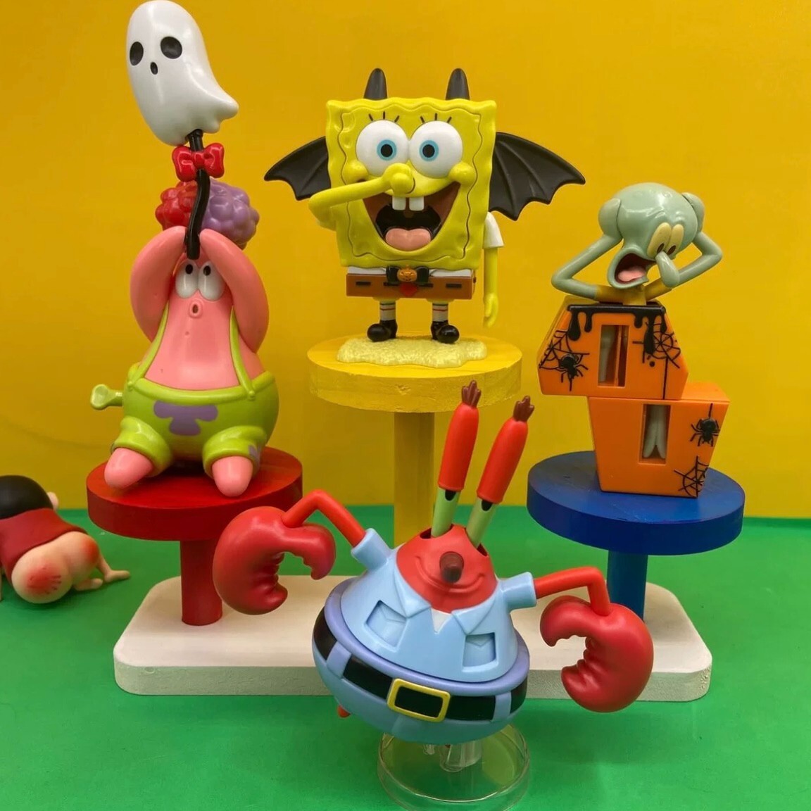 2022 KFC x SpongeBob Halloween Edition Toy Set (Full