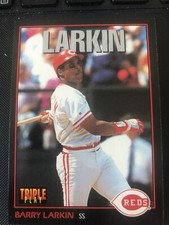 1993 Triple Play 31 Barry Larkin   Cincinnati Reds  Baseball Card
