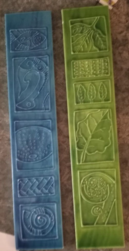 2 New Zealand decorative tiles Parr Leaves, Sea Life Green