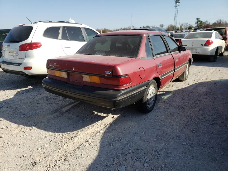 Cuarto de cristal trasero derecho Ford Tempo 4 puertas: 1988, 1989, 1990, 1991, 1992 - 1994 Foto 4 de 4