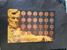 Lincoln Memorial Penny complet en cuivre année 1959 -1982 set sur carte présentoir delux